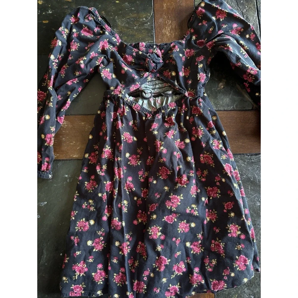 Old Navy Girls Size Large Black Red Floral Dress Long Sleeve Open Back Boho